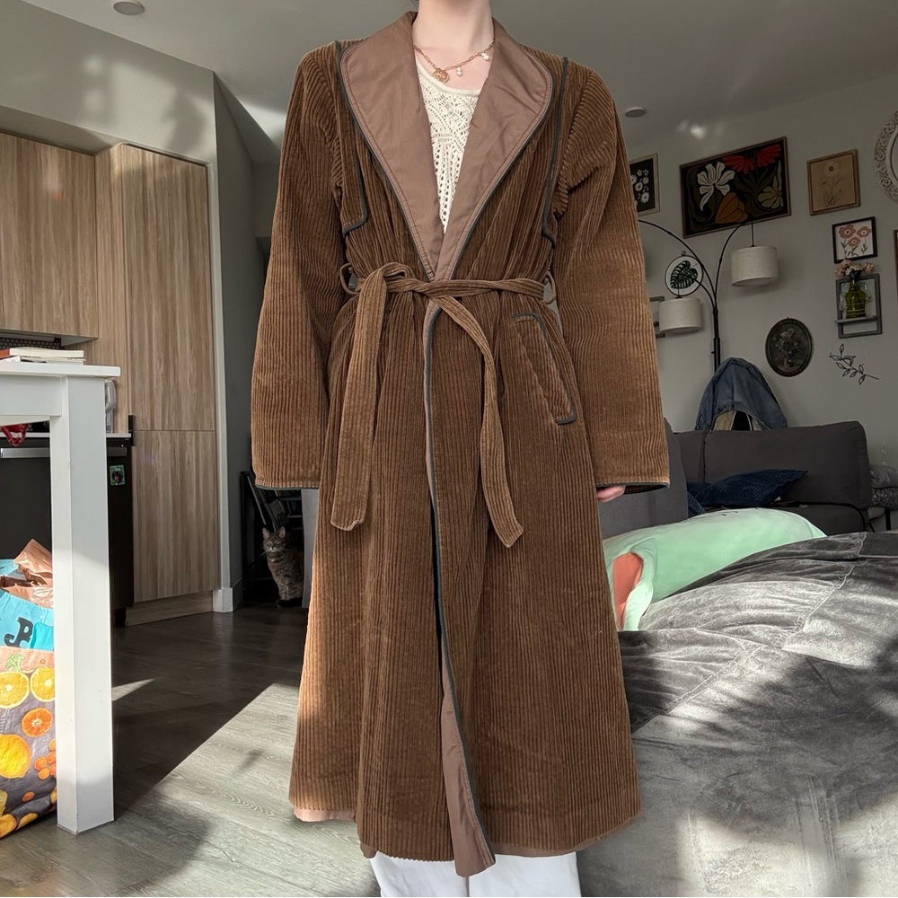Vintage corduroy tie waist robe reversible collared neckline